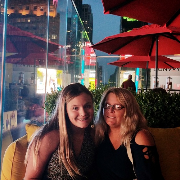 Meet your Posher, Jenny - Picture 8 of 8